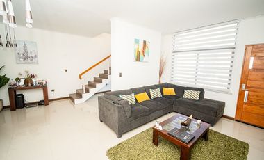 SE VENDE CASA EN COND DUNAS DEL MAR.