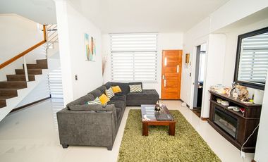 SE VENDE CASA EN COND DUNAS DEL MAR.