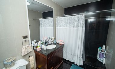 SE VENDE CASA EN COND DUNAS DEL MAR.