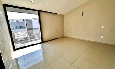 CASA EN VENTA, FRACCIONAMIENTO BOSQUES DE SANTA ANITA