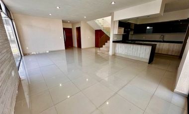 CASA EN VENTA, FRACCIONAMIENTO BOSQUES DE SANTA ANITA