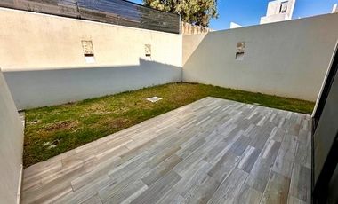 CASA EN VENTA, FRACCIONAMIENTO BOSQUES DE SANTA ANITA