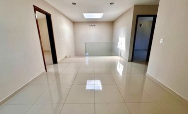 CASA EN VENTA, FRACCIONAMIENTO BOSQUES DE SANTA ANITA