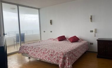 SE VENDE DEPTO EN COND. PUNTA CAVANCHA.