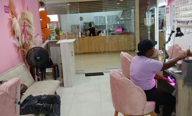 VENDO LOCAL COMERCIAL RENTANDO