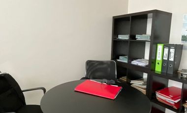 Oficina en Av. Kennedy, Vitacura