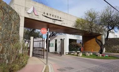 AMUEBLADA EN PRIVADA PROXIMA A ZONA INDUSTRIAL, IDEAL PARA EJECUTIVOS, ALBERCA Y SEGURIDAD