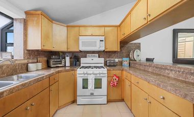 Condominio en renta en fraccionamiento privado Ricamar, playa en Rosarito BC