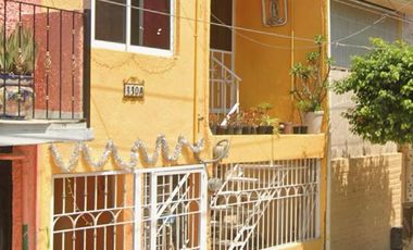 CASA EN VENTA EN COLONIA GUAYABITOS, TLAQUEPAQUE