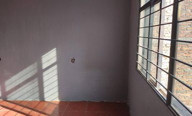 CASA EN VENTA EN COLONIA GUAYABITOS, TLAQUEPAQUE