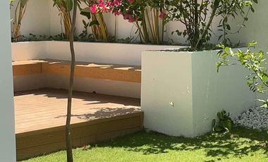 Great Deal! Bright and Cozy 4 Bedroom House For Sale at Multinational Village, Parañaque