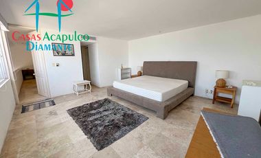 Departamento con alberca privada y vista al mar