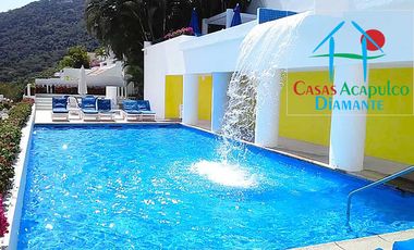 Departamento con alberca privada y vista al mar