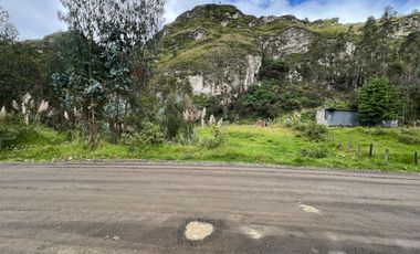 Venta de terreno con 3933m2- ubicado en la Dolorosa- Solano