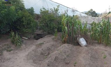 Venta de terreno con mediaguas en Otavalo sector La Magdalena, 800 m2