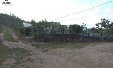 Venta de terreno con mediaguas en Otavalo sector La Magdalena, 800 m2