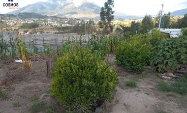 Venta de terreno con mediaguas en Otavalo sector La Magdalena, 800 m2
