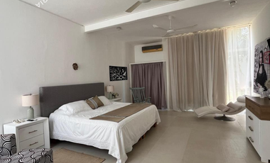 Preciosa casa en venta de 4 recámaras con alberca dentro de la Ciudad de Mérida