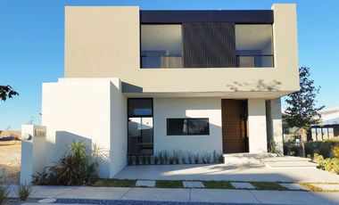 VENTA de casa NUEVA de dos plantas en esquina en CEIBA RESIDENCIAL