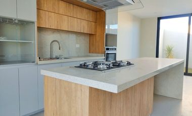 VENTA de casa NUEVA de dos plantas en esquina en CEIBA RESIDENCIAL