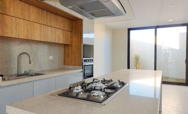 VENTA de casa NUEVA de dos plantas en esquina en CEIBA RESIDENCIAL