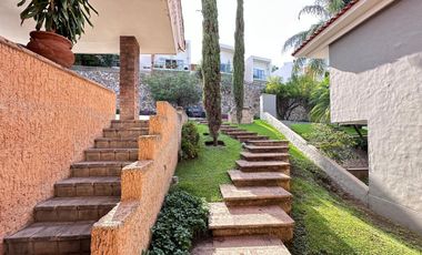 CASA EN VENTA EN LAS CAÑADAS
