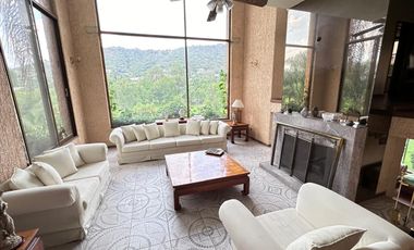 CASA EN VENTA EN LAS CAÑADAS