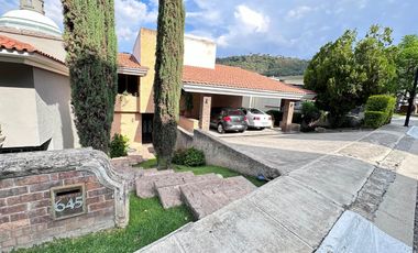 CASA EN VENTA EN LAS CAÑADAS
