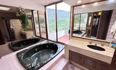 CASA EN VENTA EN LAS CAÑADAS