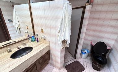 CASA EN VENTA EN LAS CAÑADAS