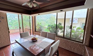 CASA EN VENTA EN LAS CAÑADAS