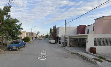 CASA EN VENTA EN HACIENDA LAS FUENTES - SF