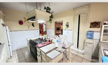 CASA DE OPORTUNIDAD EN LAS CAÑADAS