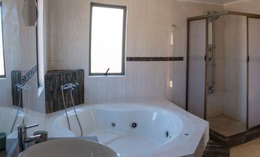 Maravillosa Parcela Con Casa de 347 M2 En Parque Santa María