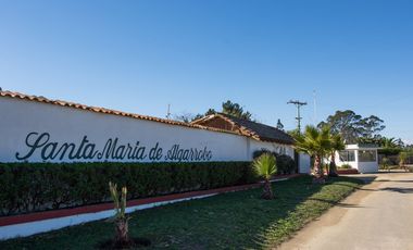 Maravillosa Parcela Con Casa de 347 M2 En Parque Santa María