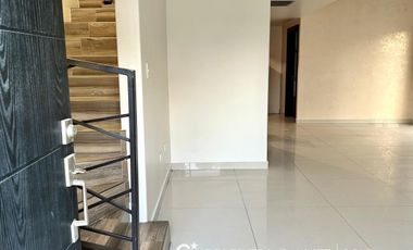 Renta de Casa en Antares Residencial