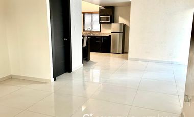 Renta de Casa en Antares Residencial