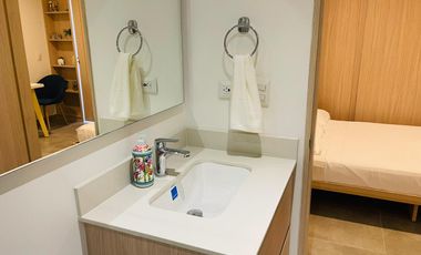 SE VENDE APARTAMENTO CON LICENCIA TURISTICA EN SALGUERO SUITES
