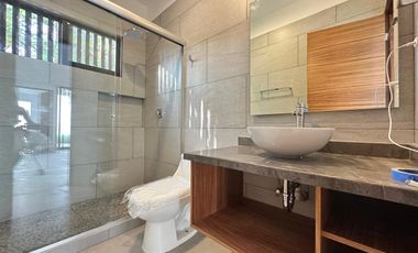 CASA EN VENTA EN FRACCIONAMIENTO LOMAS DE COCOYOC MORELOS
