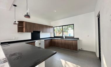 CASA EN VENTA EN FRACCIONAMIENTO LOMAS DE COCOYOC MORELOS