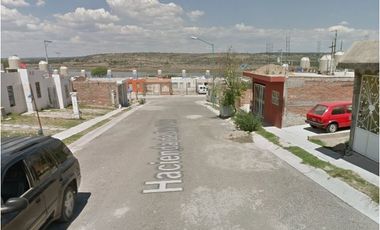 VOMO (EMB) CASA EN VENTA EN EX HDA STA TERESA GTO