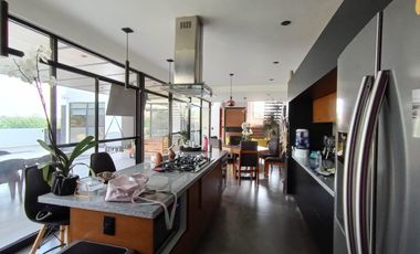 CASA EN VENTA EN FRACCIONAMIENTO LOMAS DE COCOYOC MORELOS