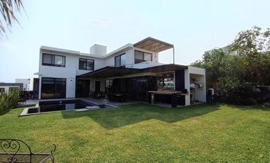 CASA EN VENTA EN FRACCIONAMIENTO LOMAS DE COCOYOC MORELOS