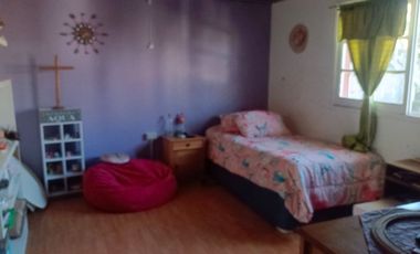 Venta amplio terreno con dos casas con acceso independiente