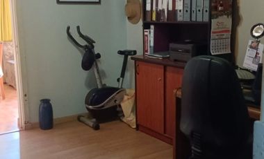 Venta amplio terreno con dos casas con acceso independiente