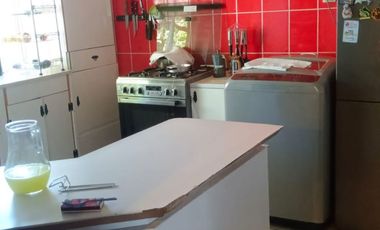 Venta amplio terreno con dos casas con acceso independiente