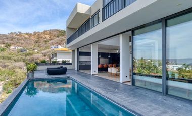 CASA EN VENTA EN LAS CAÑADAS