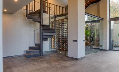 CASA EN VENTA EN LAS CAÑADAS