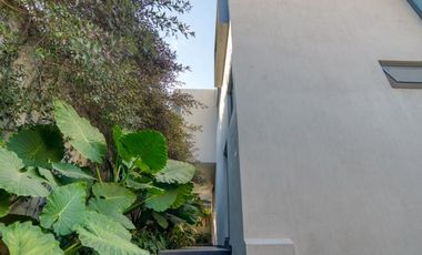 CASA EN VENTA EN LAS CAÑADAS