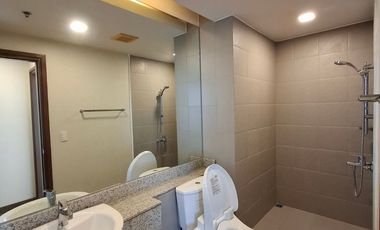 For Rent: 2 Bedroom Unit at 1016 Residences Condominium , Cebu Business Park, Ayala